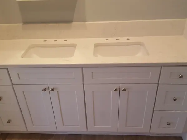 Double bathroom vanity